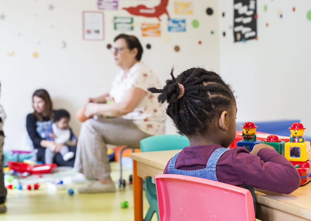 Un Jour, Un Débat : La Politique De La Petite Enfance Dans Les Communes